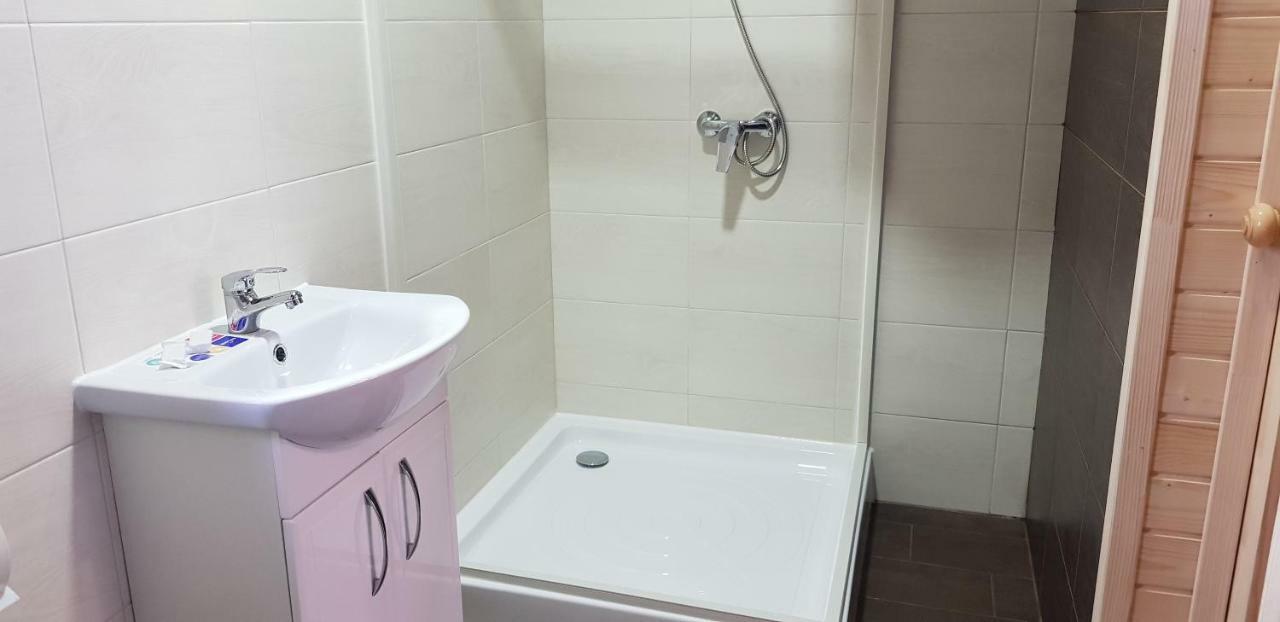 Гостьовий Дім Круасан Сімейний Bukovel Ngoại thất bức ảnh